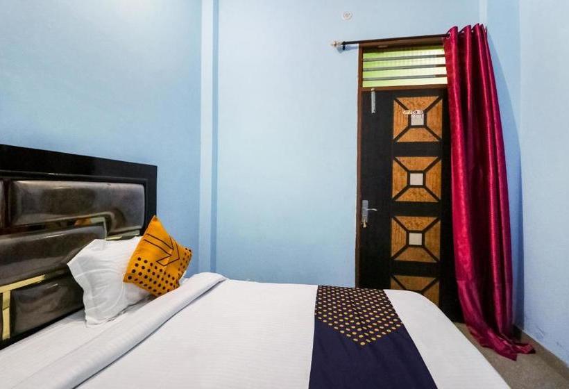 Hotel Spot On 76550 Golden Light