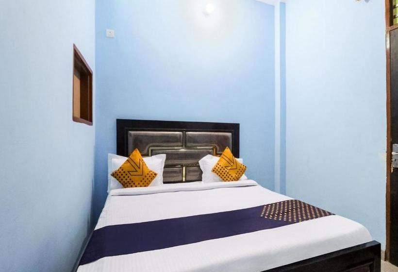 Hotel Spot On 76550 Golden Light