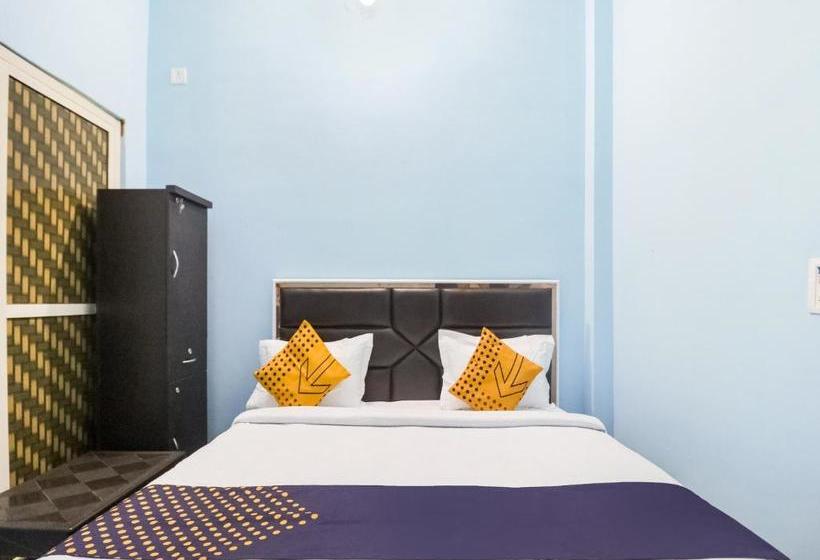 Hotel Spot On 76550 Golden Light