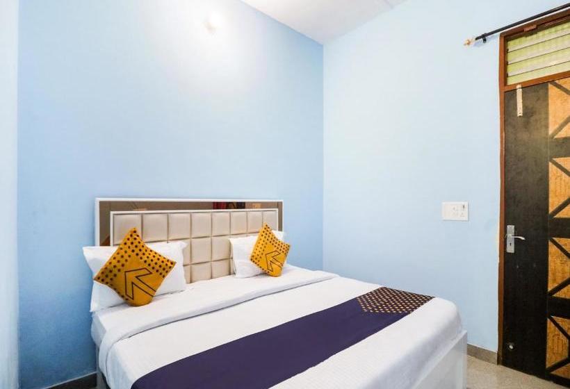 Hotel Spot On 76550 Golden Light