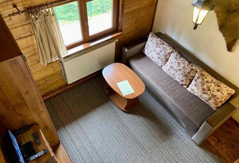 فندق صغير Skelia