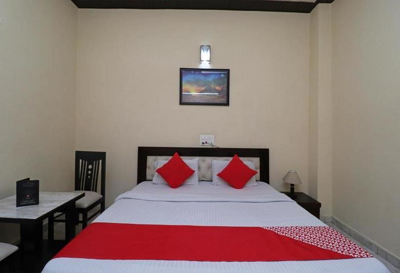 בית מלון כפרי Oyo 37459 Sanaya