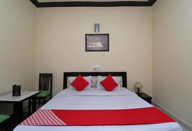 בית מלון כפרי Oyo 37459 Sanaya