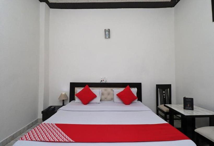 בית מלון כפרי Oyo 37459 Sanaya