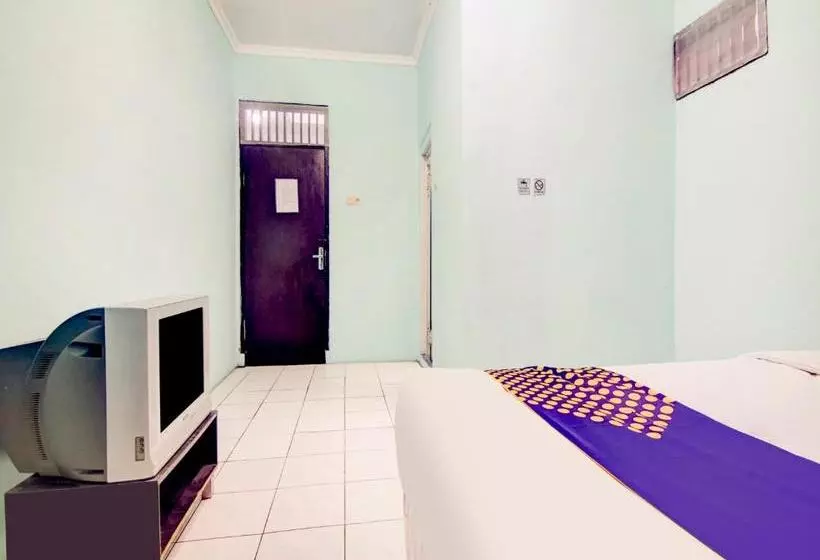 ホテル Spot On 3979 Wisma Purimas Syariah