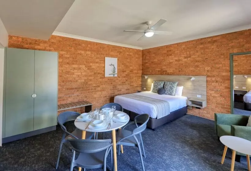 モーテル Hamilton Henry Parkes Motor Inn