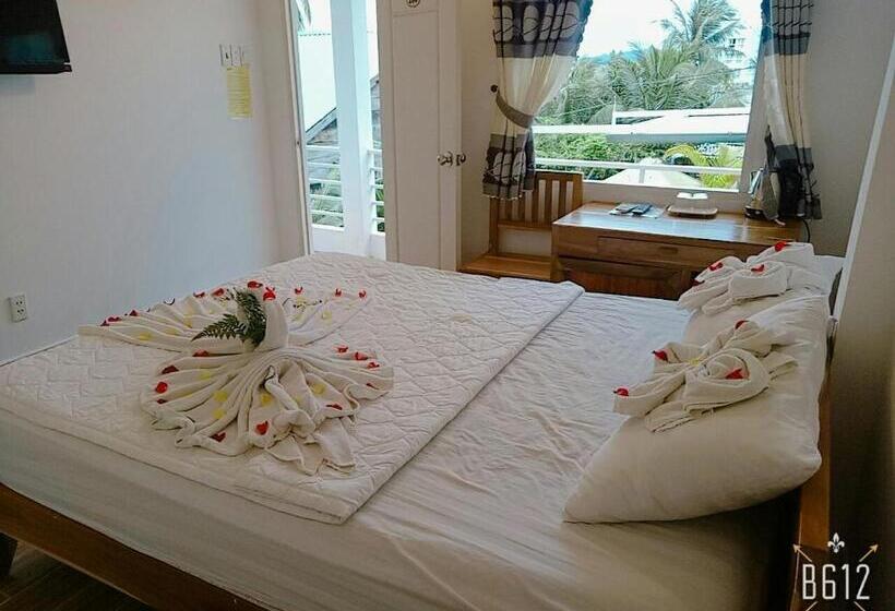 پانسیون ღ Orchid Guesthouse ღ 2 Minutes To The Beach & Night Market ღ