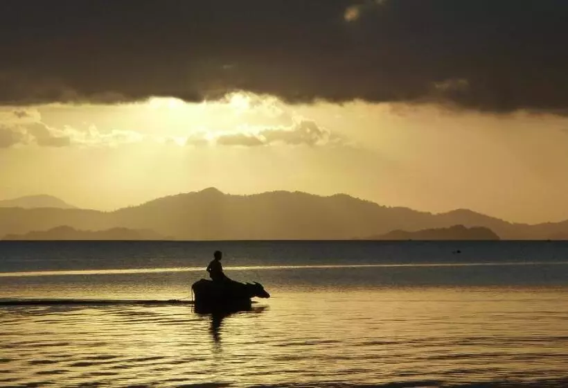 Sunset Beach Resort By Rf At Sanvicentepalawan Opc