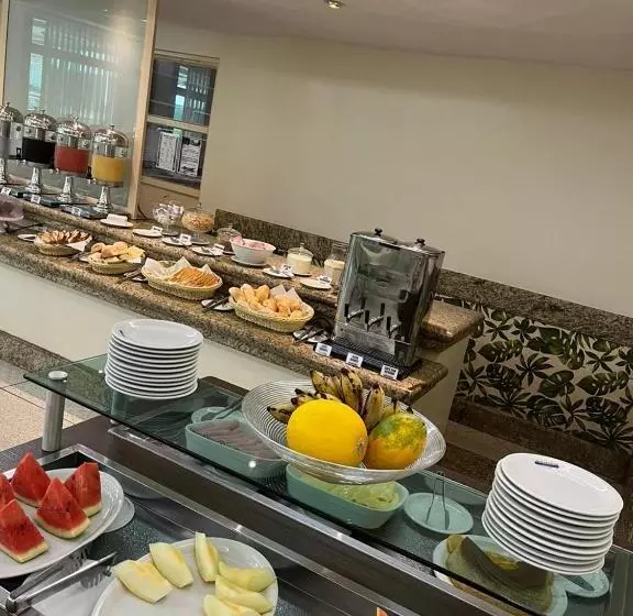 هتل Aquarius Selva