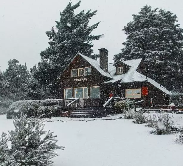 هتل Arrayan Lake View Mountain Lodge & Casa De Te Arrayan