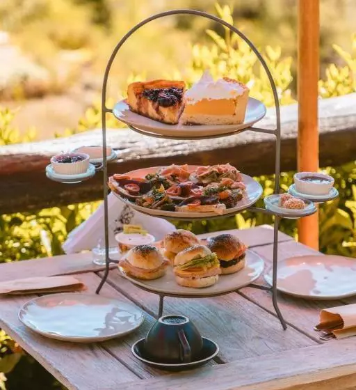 هتل Arrayan Lake View Mountain Lodge & Casa De Te Arrayan