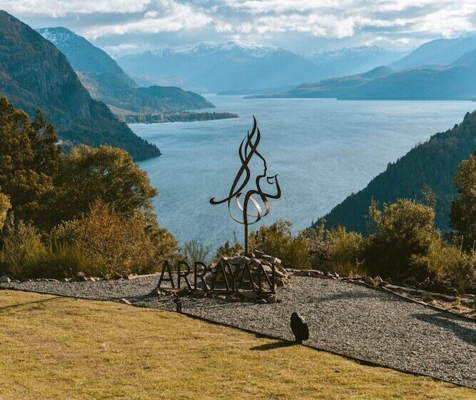 Hotel Arrayan Lake View Mountain Lodge & Casa De Te Arrayan