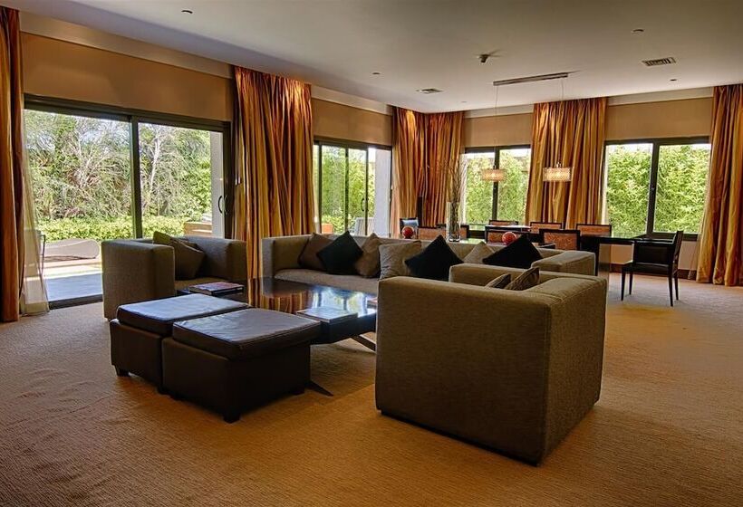 ホテル Casino Magic