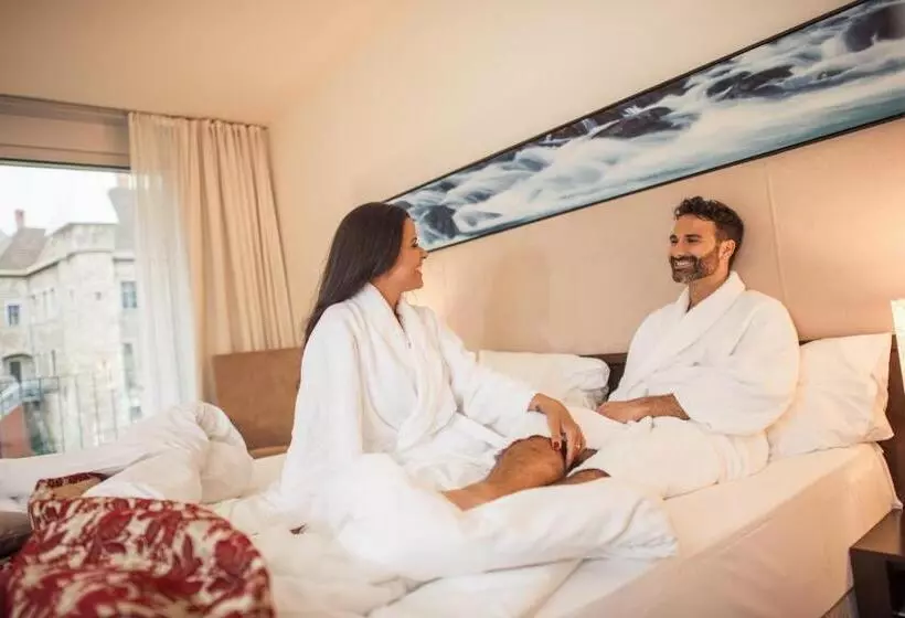 ホテル Das Schloss An Der Eisenstrasse