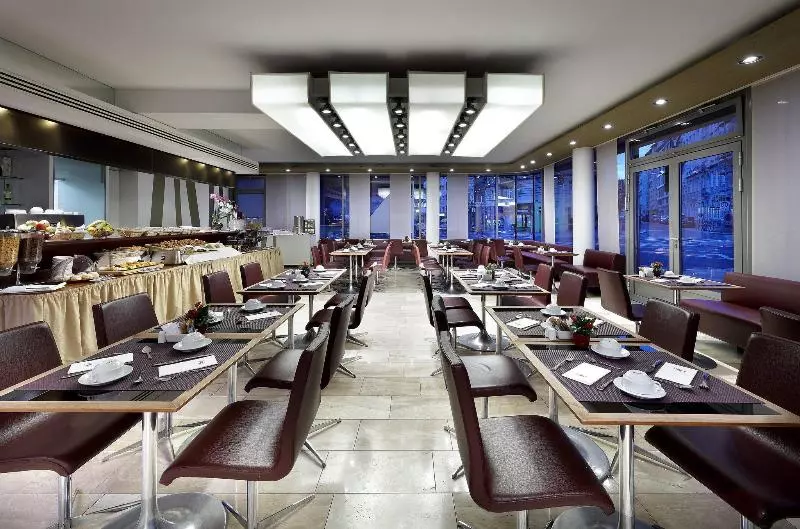 호텔 Eurostars Embassy