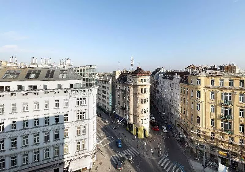 호텔 Eurostars Embassy