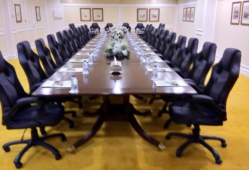 Habitat Hotel All Suites   Jeddah