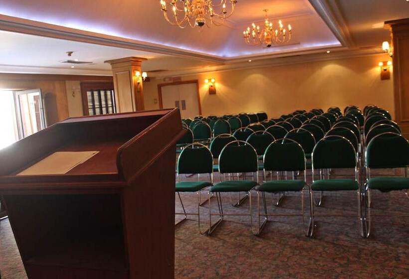 Hafersons Inn Hotel & Suites