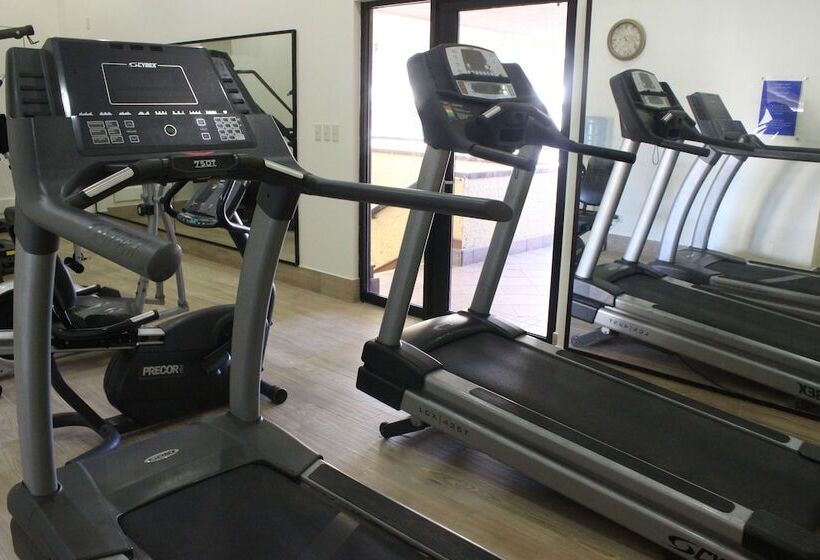 Hafersons Inn Hotel & Suites