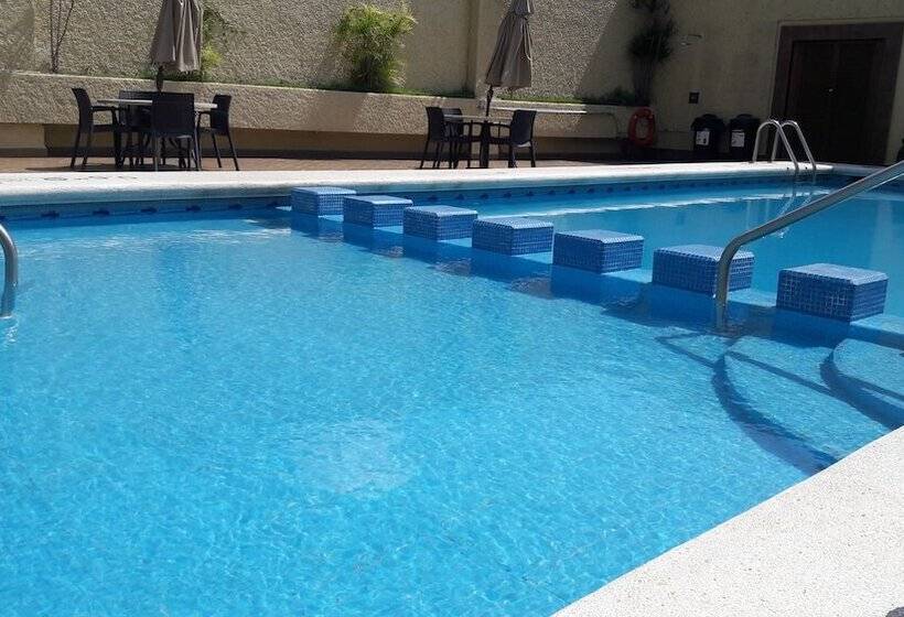 Hafersons Inn Hotel & Suites