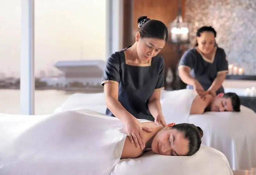 هتل Intercontinental Dubai Festival City, An Ihg