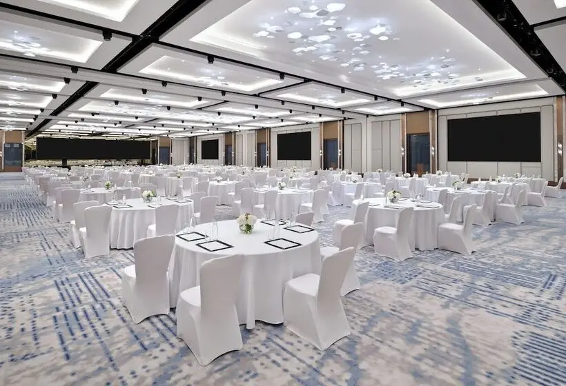 هتل Intercontinental Dubai Festival City, An Ihg