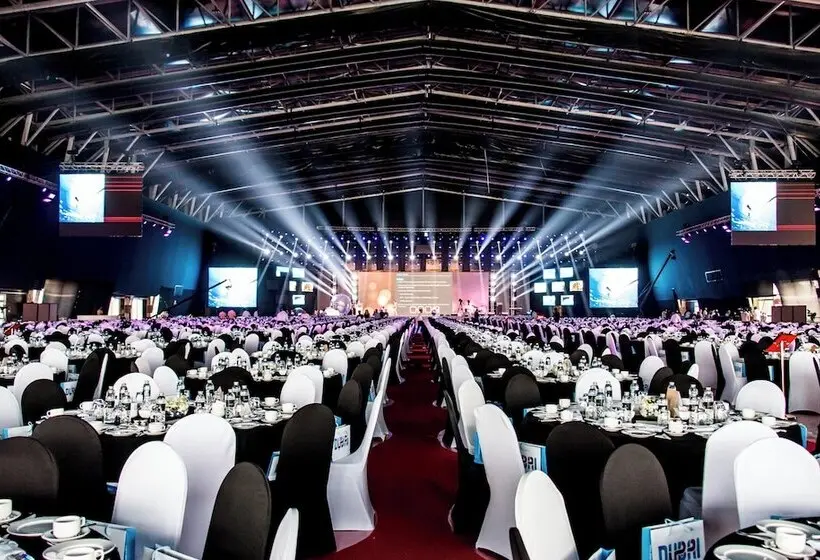 هتل Intercontinental Dubai Festival City, An Ihg