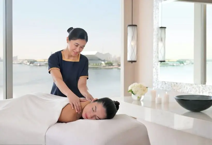 هتل Intercontinental Dubai Festival City, An Ihg