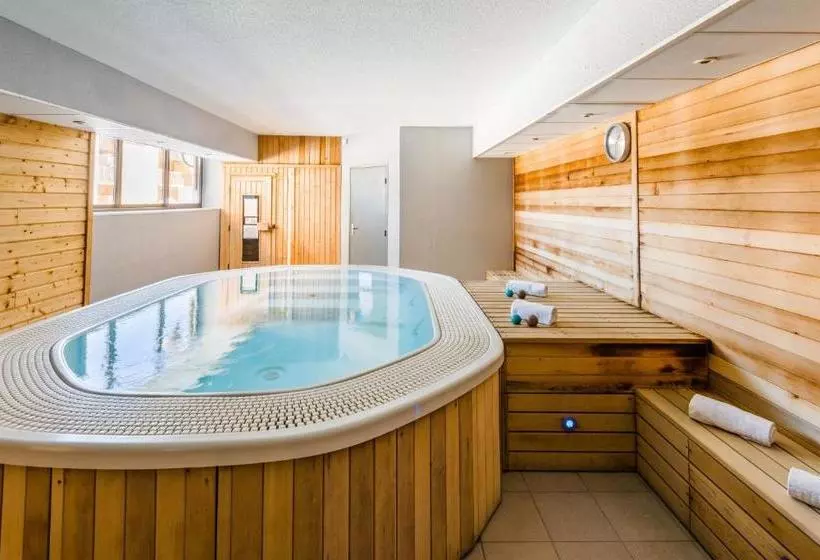 Отель Résidence Lagrange Vacances Prat De Lis