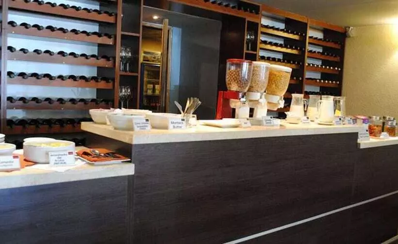 호텔 Malargüe Inn & Suites   Spa Casino