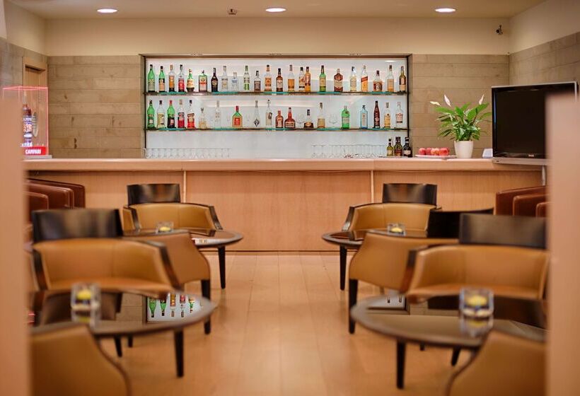 בית מלון כפרי NH Linate