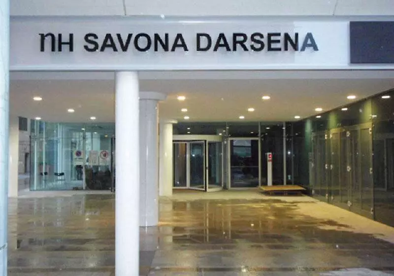 هتل NH Savona Darsena