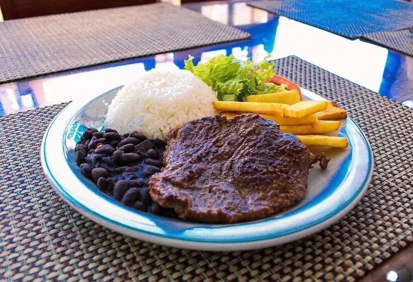 ホテル Pousada Mahon Mar