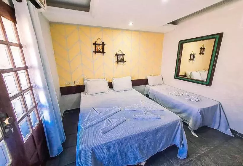 ホテル Pousada Mahon Mar