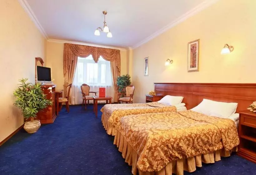 هتل Pushkarskaya Sloboda