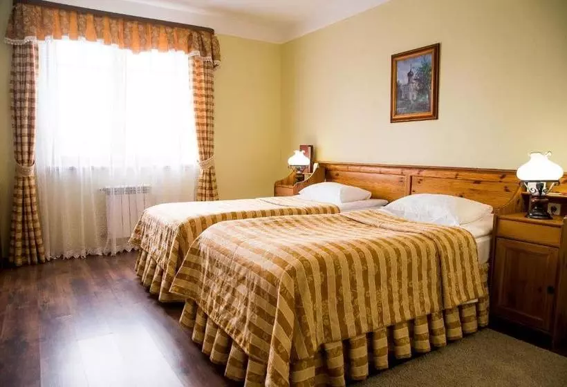 هتل Pushkarskaya Sloboda