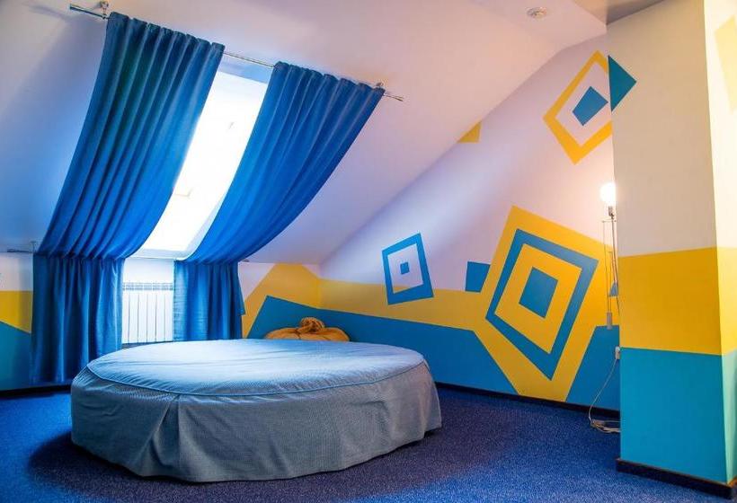 호텔 Pushkarskaya Sloboda