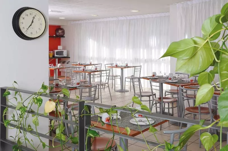 هتل Séjours & Affaires Paris Ivry