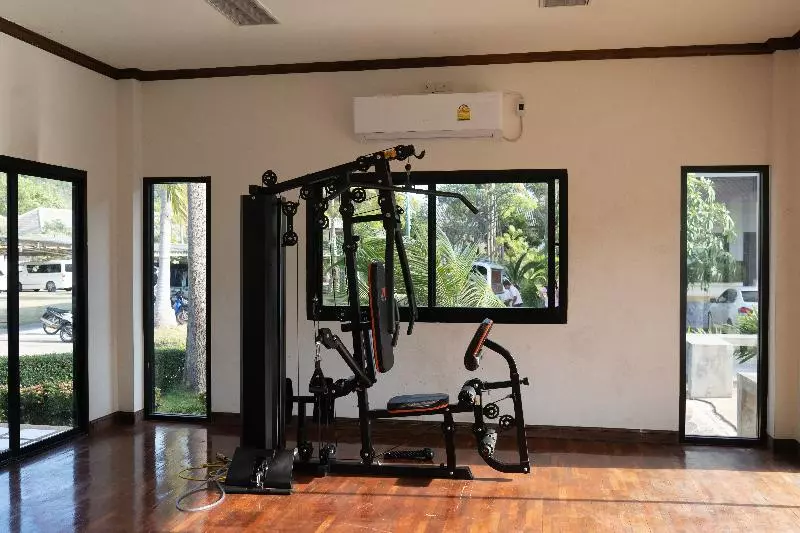 Отель Southern Lanta Resort