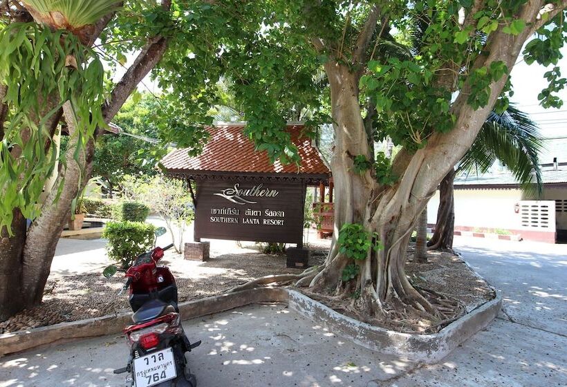 فندق Southern Lanta Resort