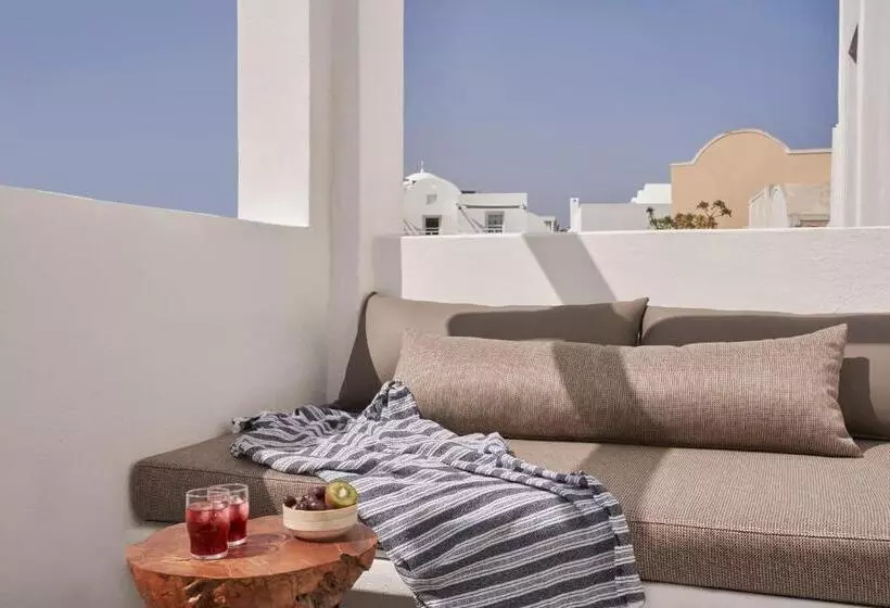 Loizos Stylish Residences