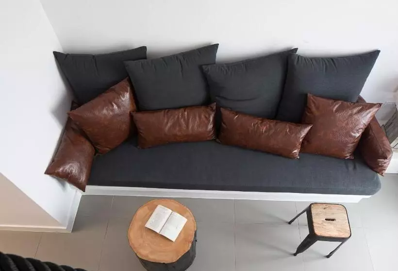 Loizos Stylish Residences