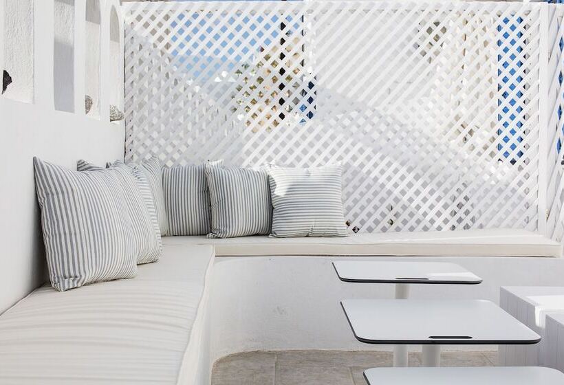 Loizos Stylish Residences