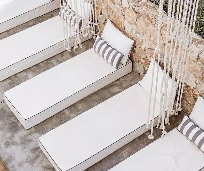 Loizos Stylish Residences