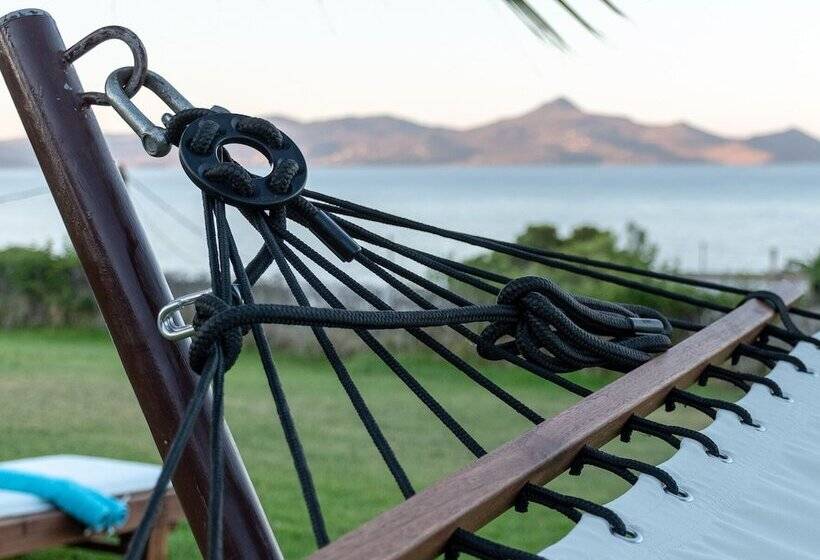 בית מלון כפרי Cavo Petra