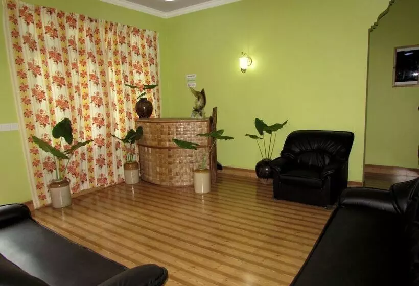 هتل Dhon Fulhafi Inn