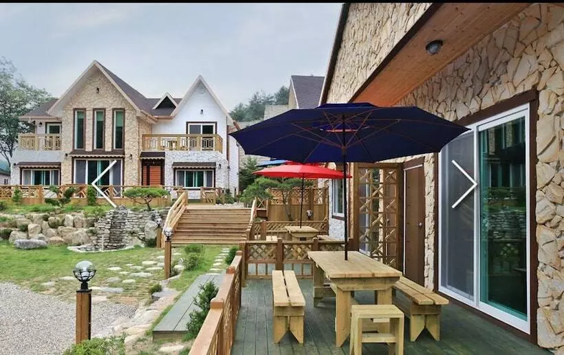 Hotelli Hansoll Pension