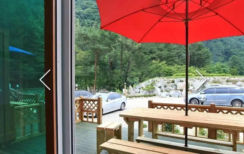 Hotelli Hansoll Pension