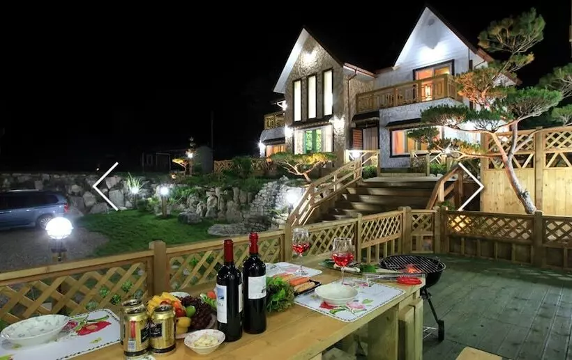 Hotelli Hansoll Pension