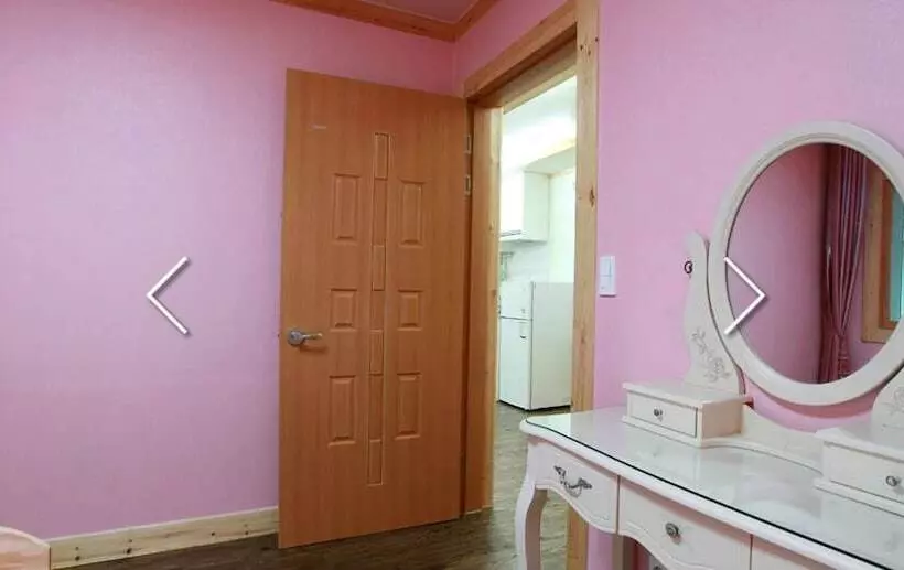 Hotelli Hansoll Pension